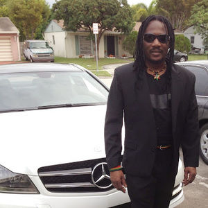 Meet your Posher, Delroy